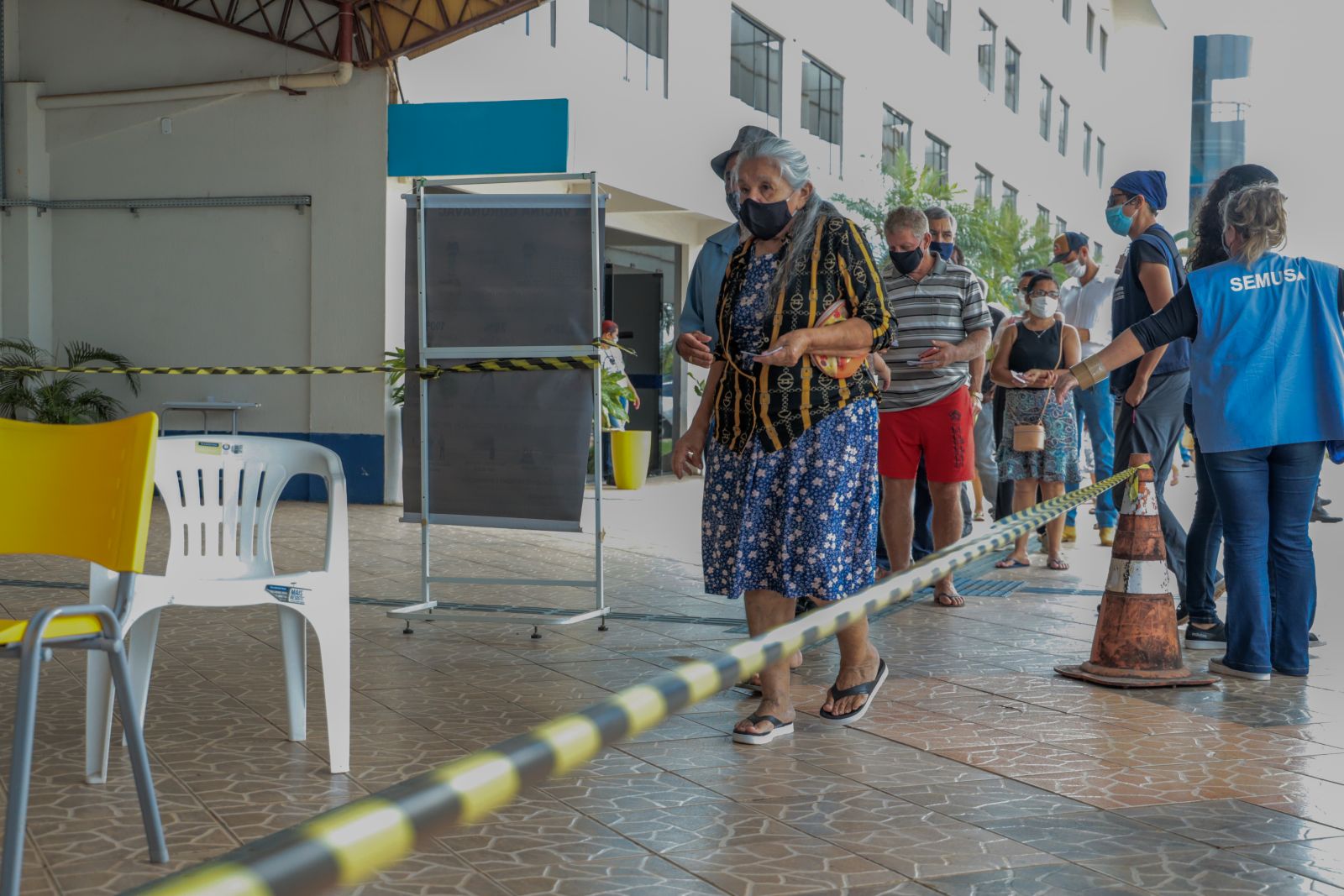 A campanha está com pontos de coleta nos dois locais em que a vacinação