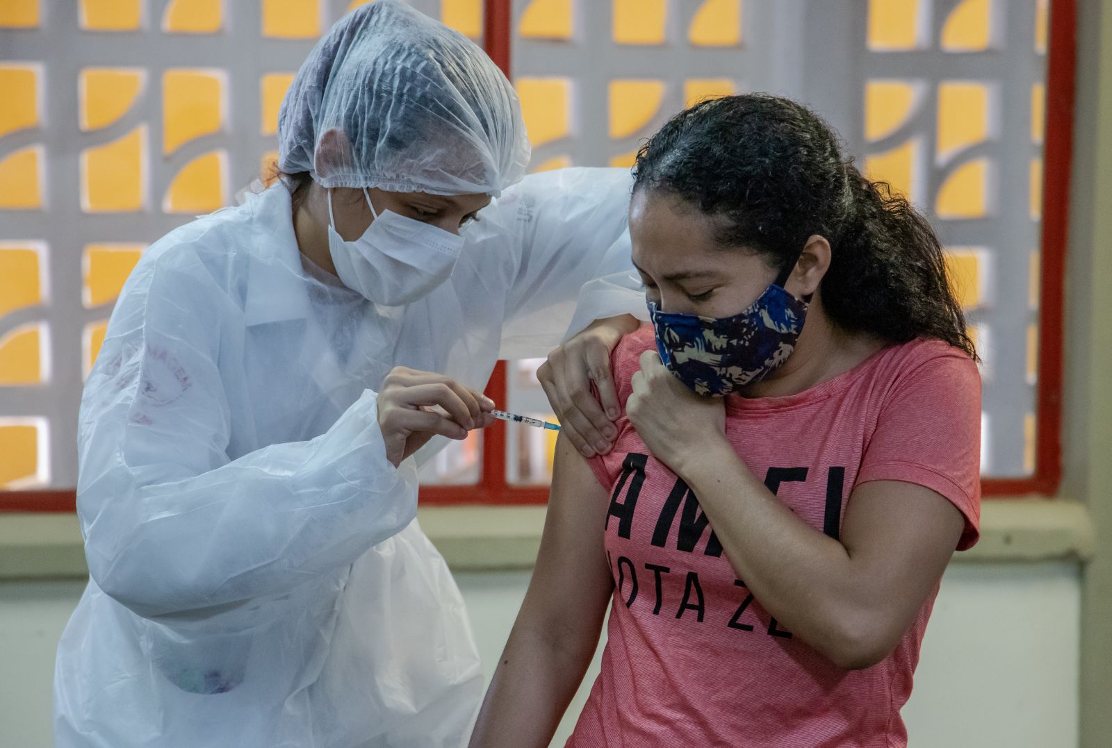 Fernanda Alves foi uma das imunizadas